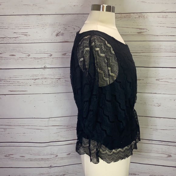 Black lace top elastic waist - Picture 2 of 7